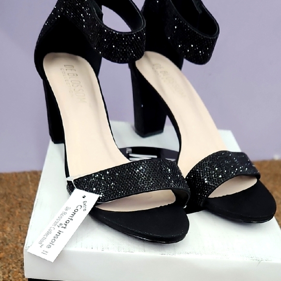 De Blossom Collection Black Heels